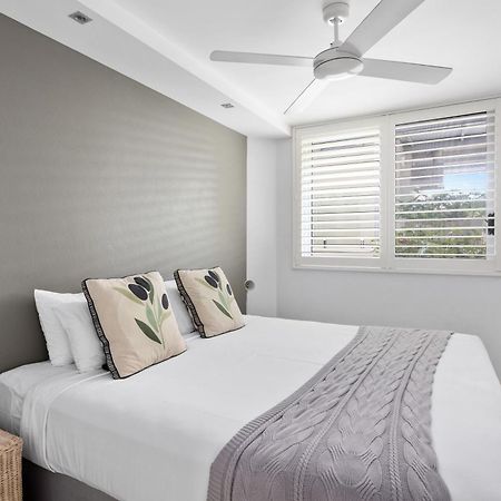 Fairshore 12: Absolute Beachfront, Direct Beach & Pool Access Noosa Heads Eksteriør billede