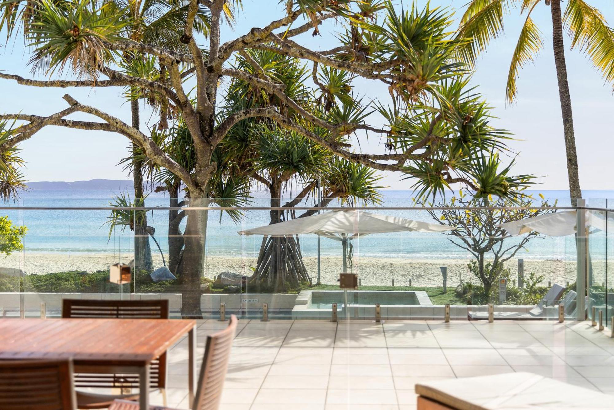 Fairshore 12: Absolute Beachfront, Direct Beach & Pool Access Noosa Heads Eksteriør billede